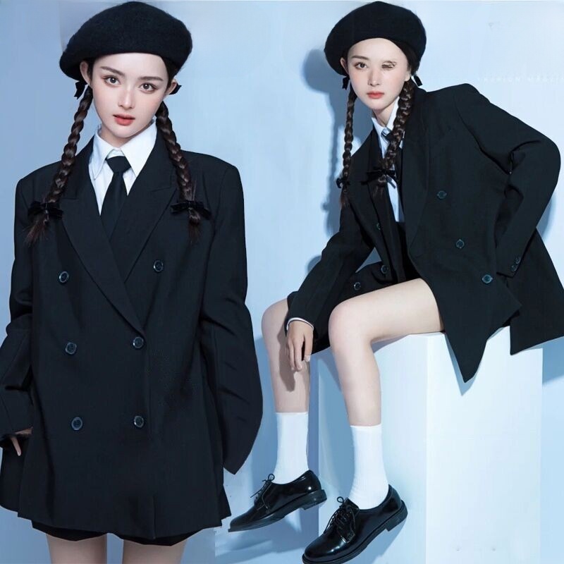 Ethnic Fashion Studio - Nieuwe portretfotografie damespak college stijl afbeelding